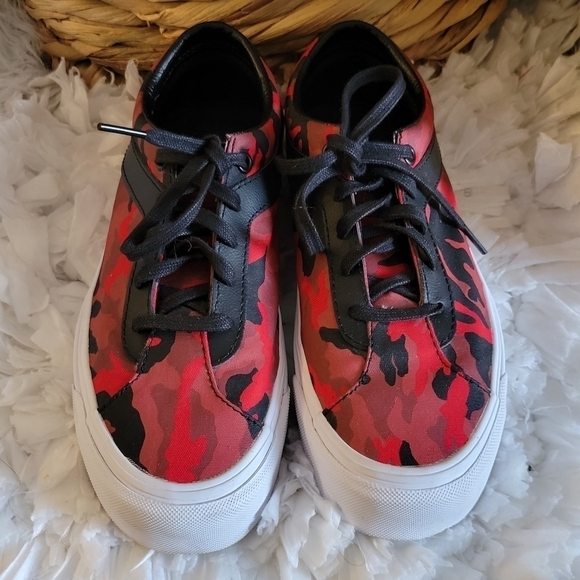 Vans bold no limit camo lace up sneakers Low Rise Tenniscore Athleisure - Picture 3 of 9